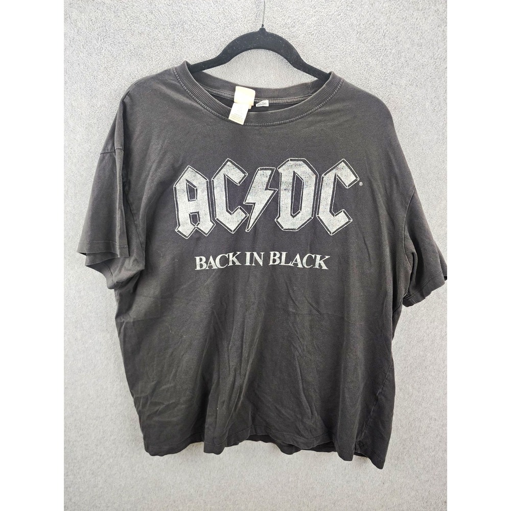 AC/DC Back in Black Men's M Gray Graphic Logo Cotton Crew Neck T-Shirt